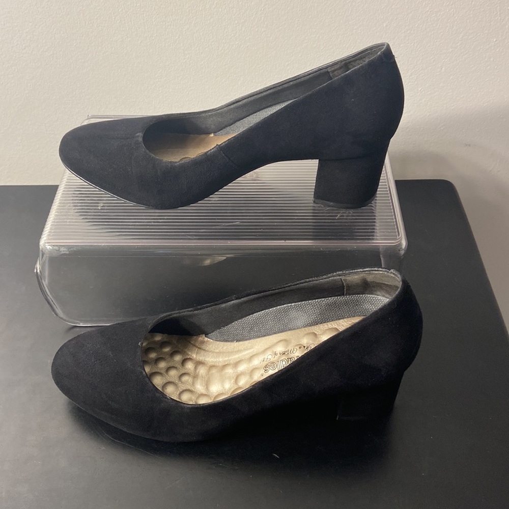 Heidi pump - Picture 3 of 9